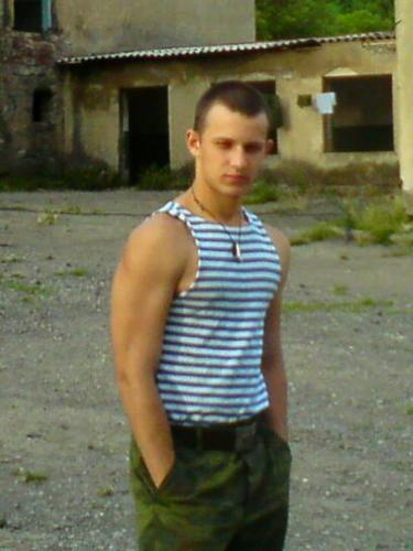 миша,35лет,Краснодар