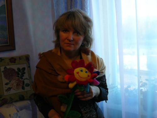 Елена,68лет,Колпино