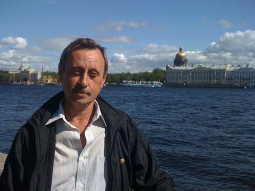 серенький16,62года,Павловский Посад