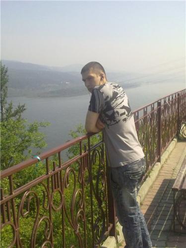 алексей,33года,Красноярск