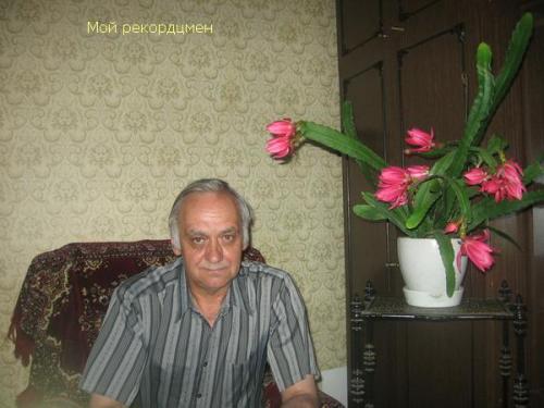 михаил,75лет,Москва