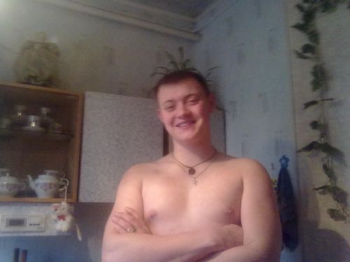илья,33года,Тихвин