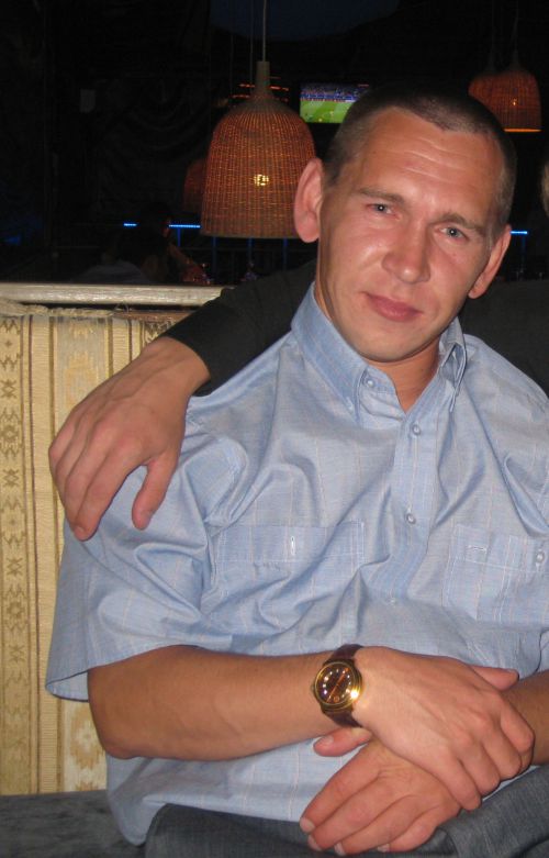 artem,47лет,Москва